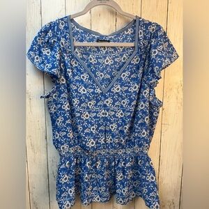 Max Edition Blue and White Floral Blouse